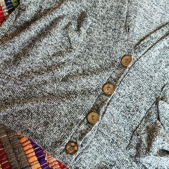 Grey cardigan - Picture 2 of 3